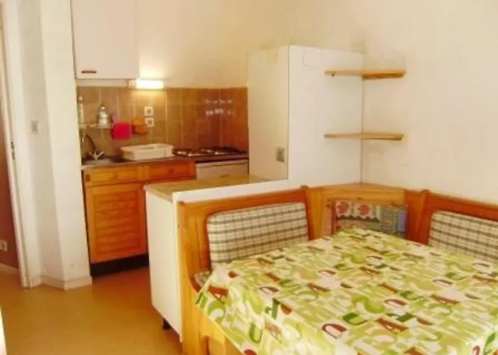 Esquièze-sère, 1 Pièce, 2 Personnes - Fr-1-402-124 Esquièze - Sère